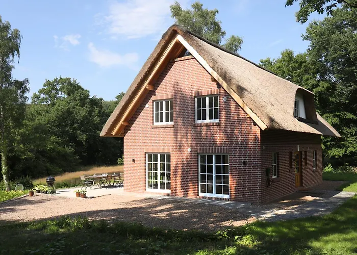 Reetdachhaus In Der Bremer Schweiz